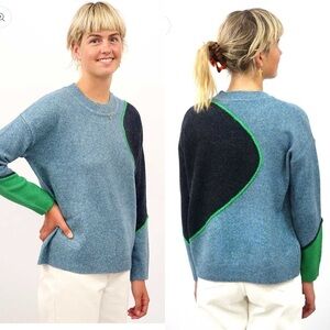 Foil Pop & Roll Sweater size Medium